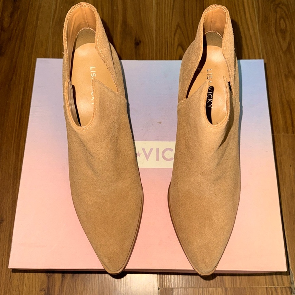New Lisa Vicky Kicky Bootie